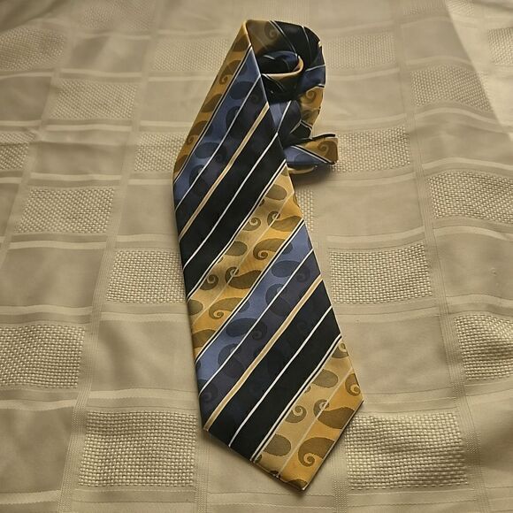 Boulevard Club Men Stripped Tie Yellow/ Navy Blue - Picture 2 of 16